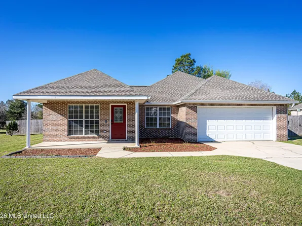 21455 E Edgewood Dr, Saucier, MS 39574