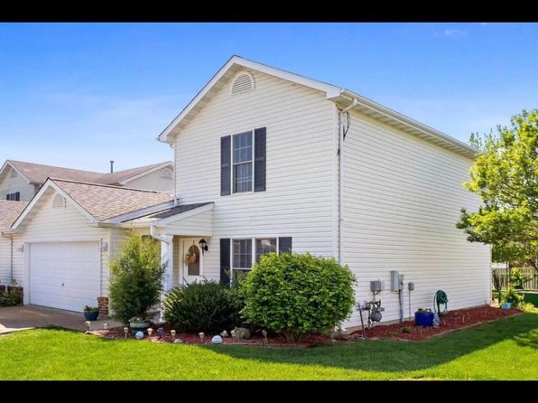 11 Deer Grove Dr