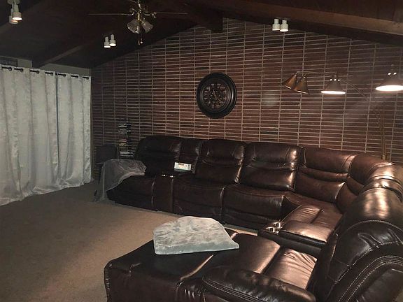 2nd image of 617 S Brown Ave