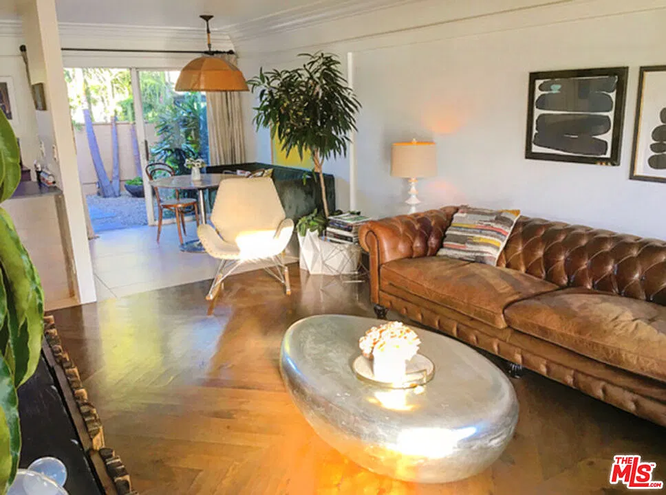 1 bed, 1.0 bath, 729 sqft, $3,000 — Photo 1