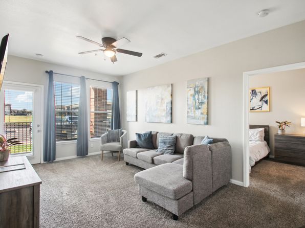 Flats at MacArthur | 3502 E Gore Blvd, Lawton, OK