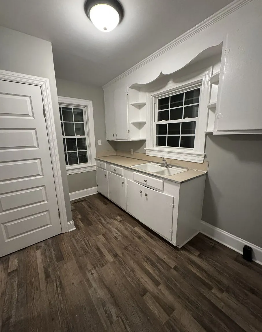 3 bed, 1197 sqft, $1,300 — Photo 4