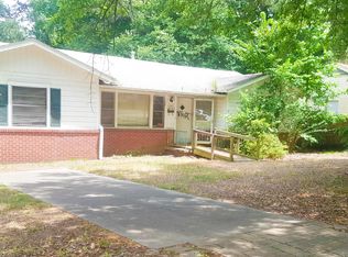 1220 Hughey Dr, Longview, TX 75601