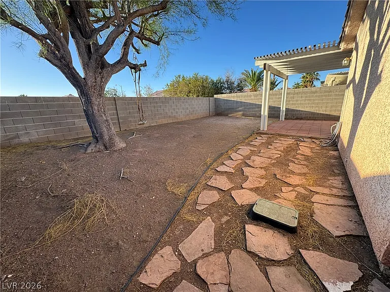 3932 Marble Mountain St — Photo 15