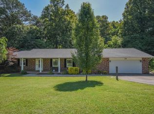 119 Stanmoore Dr, Johnson City, TN 37601