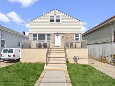 46 Warwick Road, Island Park, NY, 11558