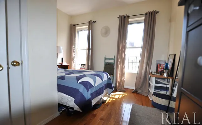 Rented by REAL New York | media 14