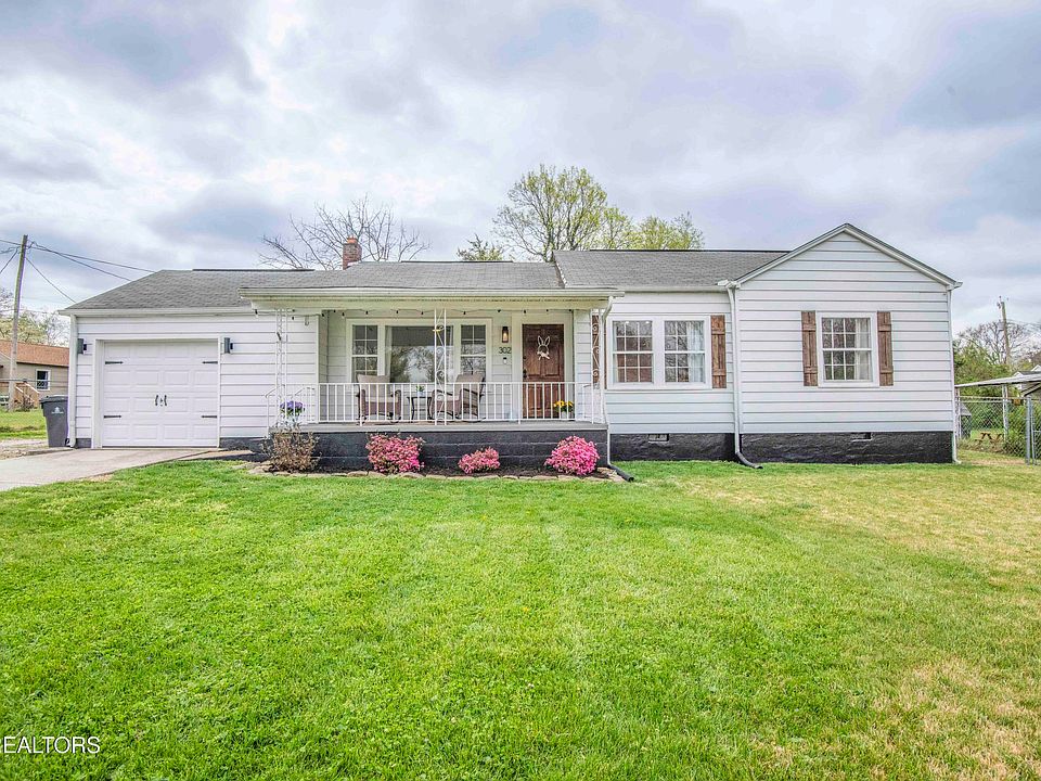 1st image of 302 Hamilton Rd