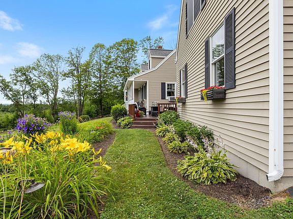 4th image of 3 Foothill Lane
