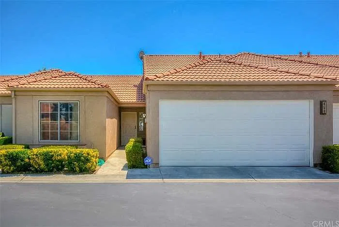 950 Countryside St — Photo 1