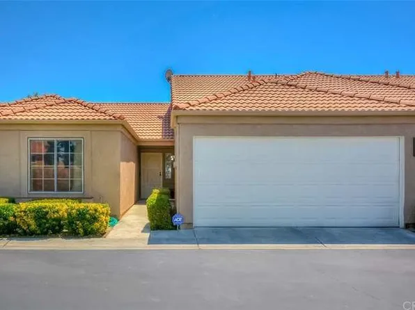 950 Countryside St, Hemet, CA 92545