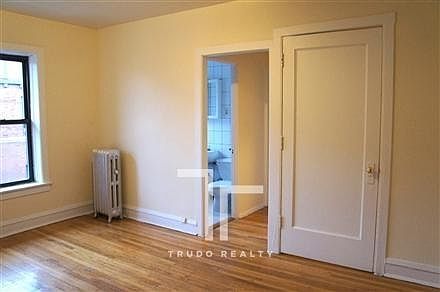 2nd image of 2700 N Spaulding Ave
