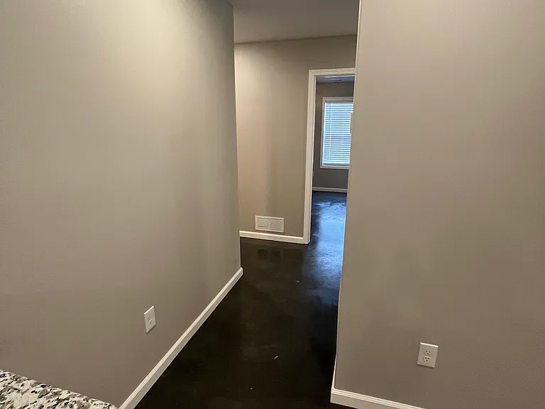 1336 NE Michigan Ave — Photo 5