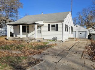 930 NE Kellam Ave, Topeka, KS 66616
