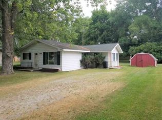 1003 Pine Rd, Bay City, MI 48706