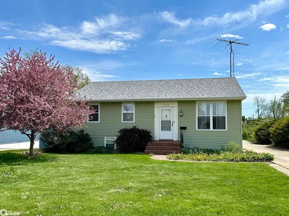 1408 S 2nd St, Marshalltown, IA 50158