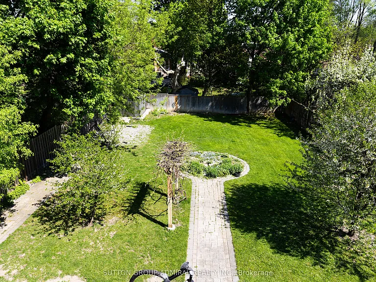 24 Wedgewood Dr — Photo 14