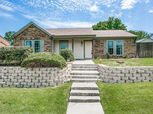 322 Creekmeadow Ln, Lewisville, TX 75067