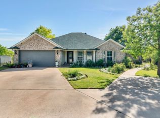 105 Park Trail Pl, Joshua, TX 76058
