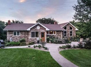 23202 Waupeton Rd S, Sherrill, IA 52073