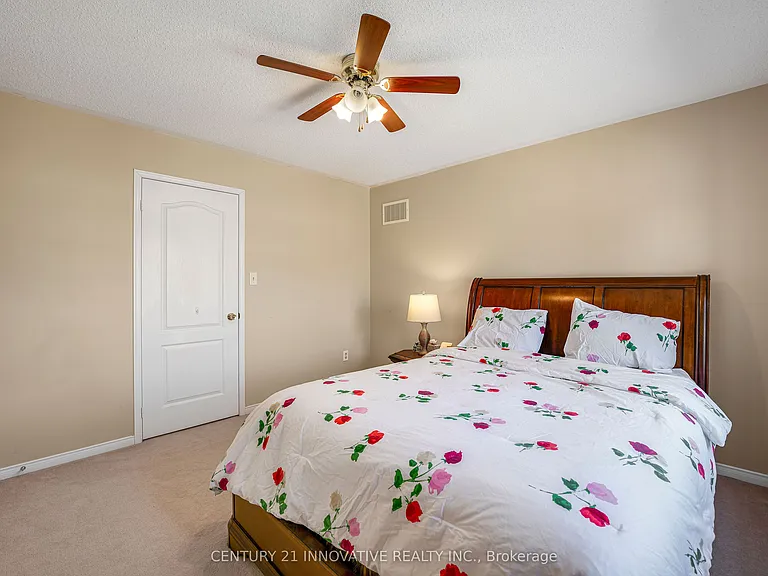 14 Middlecote Dr — Photo 14