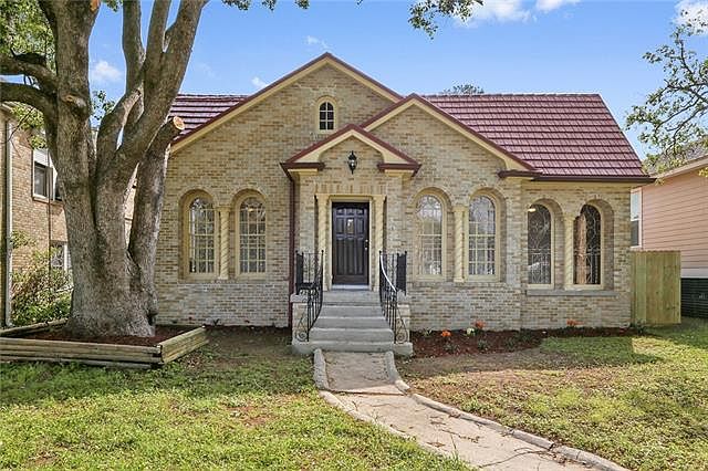 1st image of 4941 Elysian Fields Ave