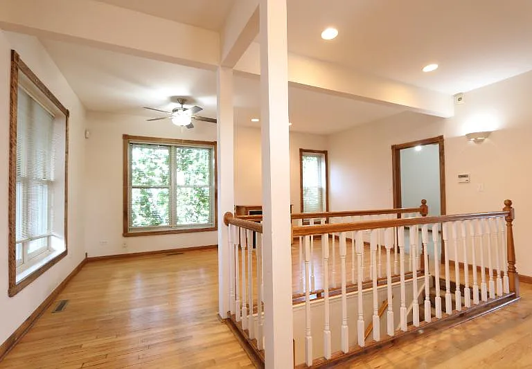 1257 W Flournoy St #2R — Photo 7