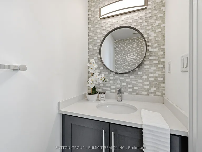 2 Concord Pl — Photo 21