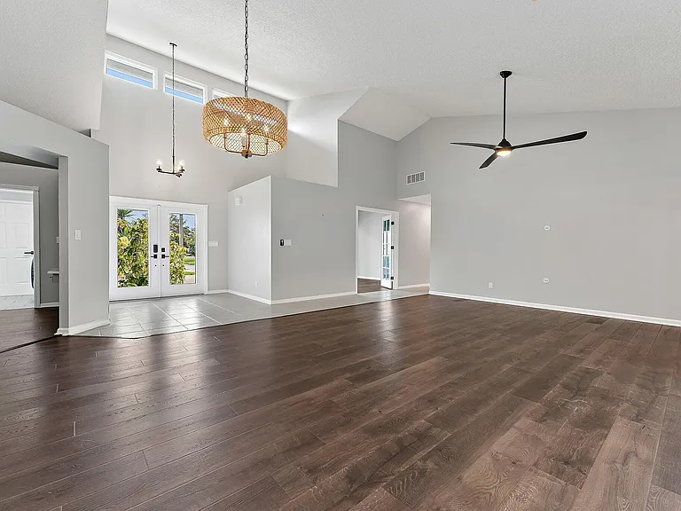 10440 SE Jupiter Narrows Dr — Photo 10
