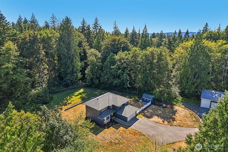 4th image of 5830 Tulalip Shores Road