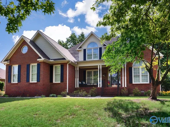 412 Clydebank Dr, Madison, AL 35758