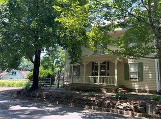 5556 Main St, Bethania, NC 27010