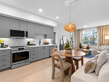 Sevens Mountain View