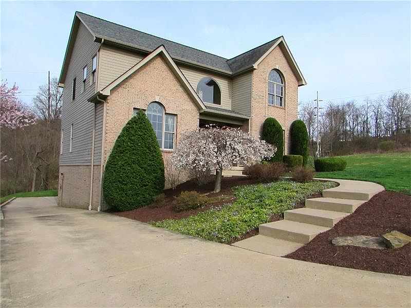 1st image of 315 Thornwood Dr