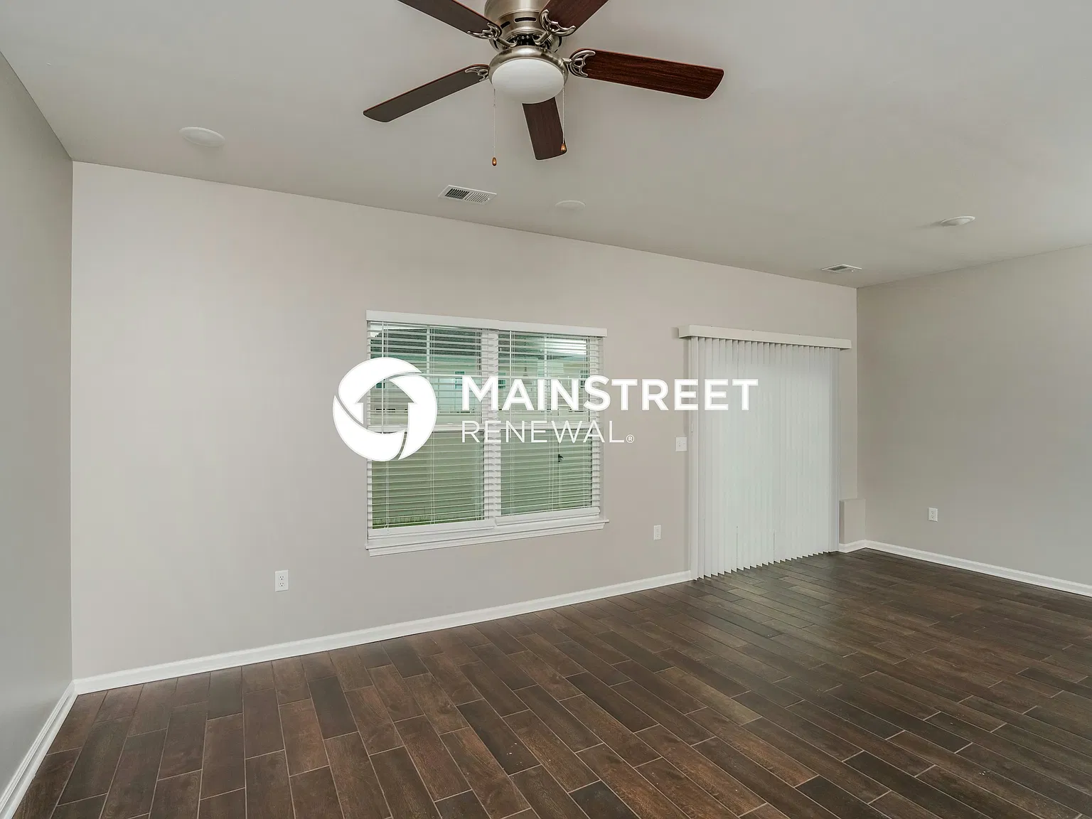 2087 Paddle Wheel Dr — Photo 2