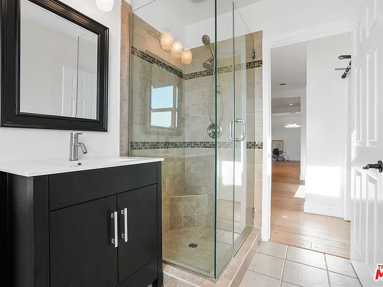 649 Tufts Ave — Photo 16