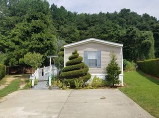 319 Personality Ln, Roxboro, NC 27573
