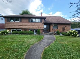 517 Hazel Dr, Vestal, NY 13850