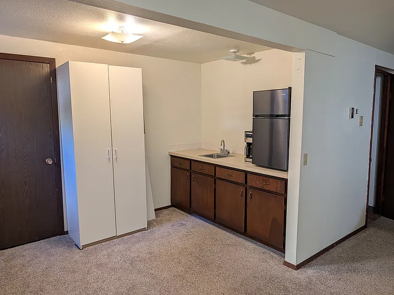 1024 Oxford Ln #64 — Photo 9