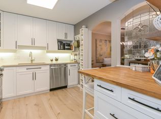 17727 58th Ave #103, Surrey, BC