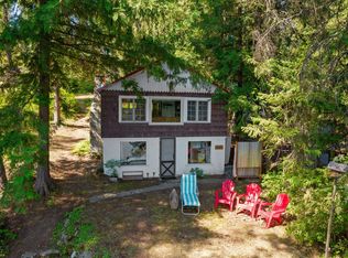571 Davis Lake Rd, Usk, WA 99180