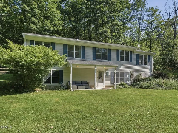 420 Brodie Mountain Rd, Williamstown, MA 01267