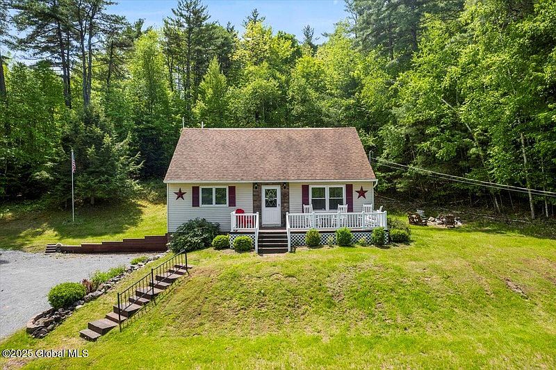 2nd image of 113 New Vermont Road