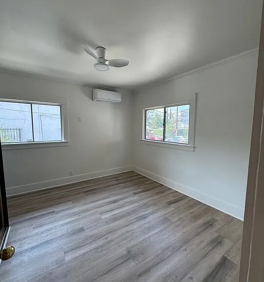 1536 N Mariposa Ave — Photo 4