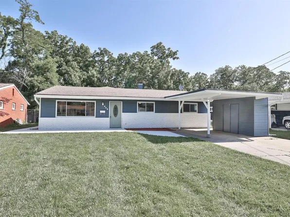 958 Hollytree Dr, Cincinnati, OH 45231