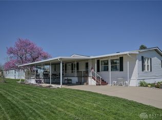 12218 Sandi Ln, Medway, OH
