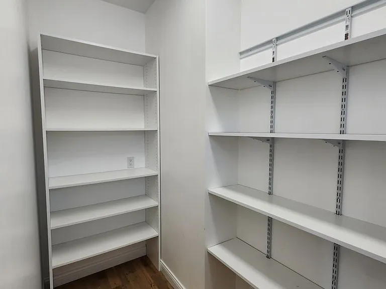 6817 Timber Ct — Photo 14