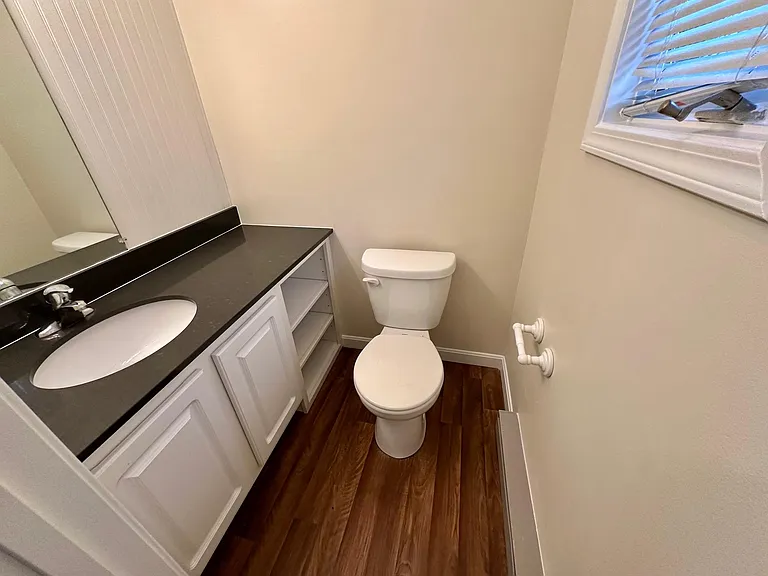 L6 Stonehedge Dr — Photo 4