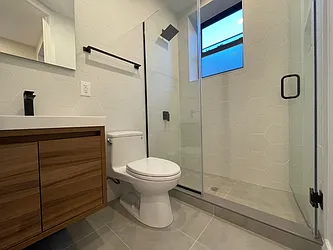 Rented by HOLTON REAL ESTATE INC.