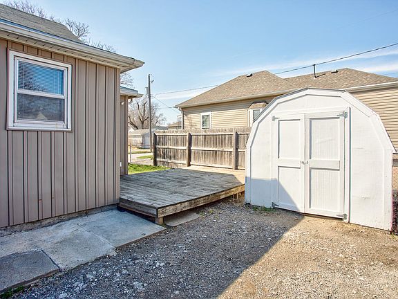 4th image of 2132 Avenue B